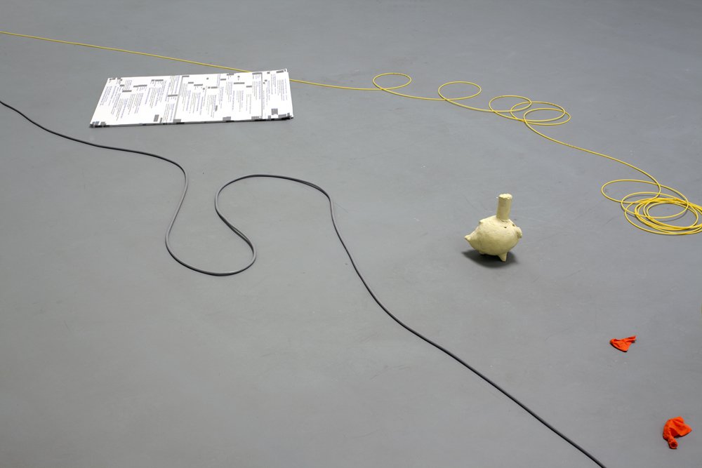 Andreas Zybach, Installation view, Bonner Kunstverein, 2011. Photo: Simon Vogel
