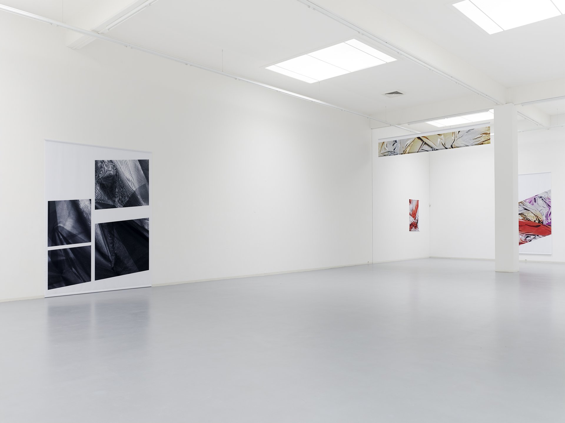 Anne Pöhlmann, installation view, 2014, Bonner Kunstverein. Courtesy the artist and Clages, Cologne. Photo: Simon Vogel