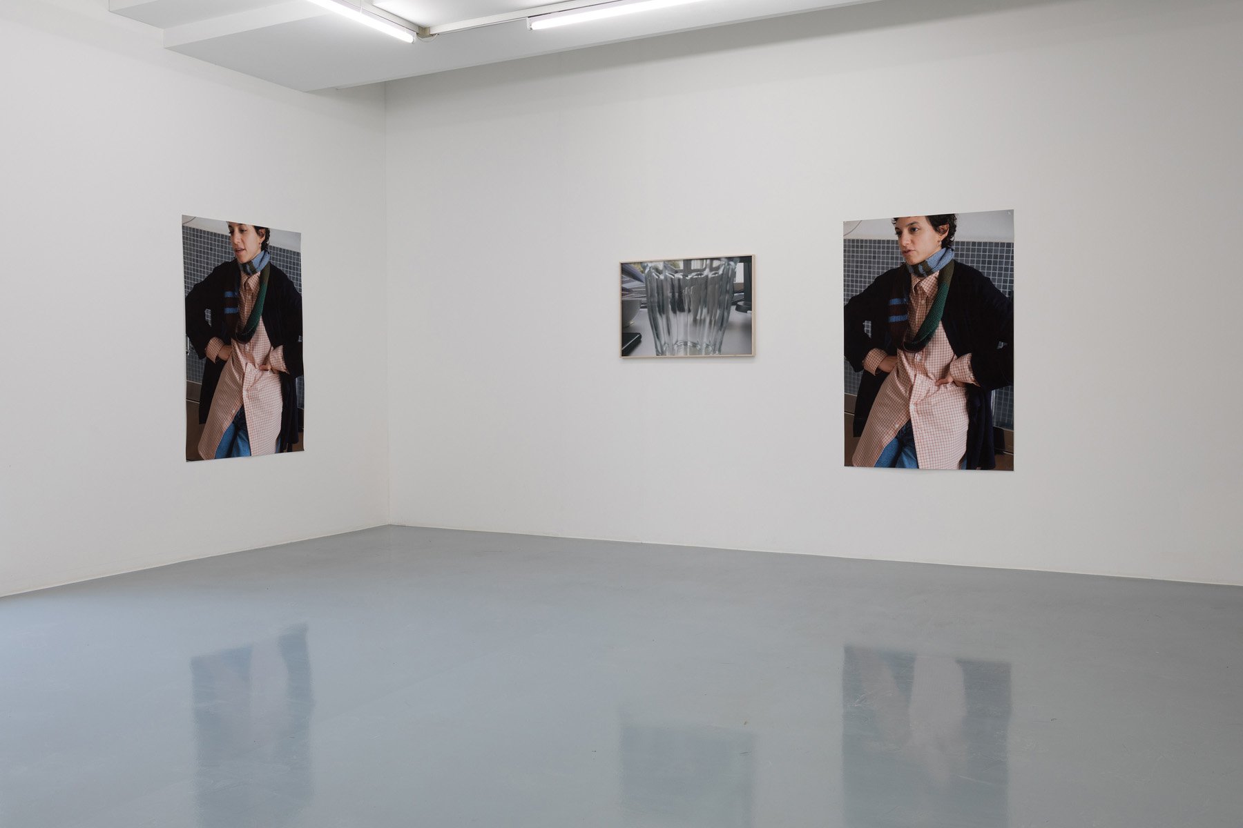 Niklas Taleb: Live in Paris, Installation view, 2021, Bonner Kunstverein. Courtesy the artist and Lucas Hirsch, Düsseldorf