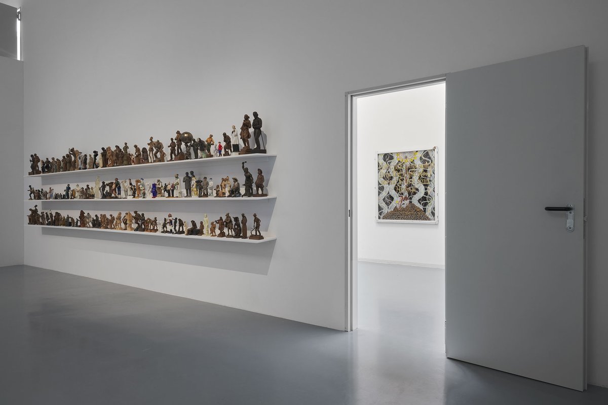It is light, Bonner Kunstverein, 2024. Ausstellungsansicht mit Ada Frände, Ada Frände presents the Männer Museum und Blalla W. Hallmann, Father, not my Will but yours be done! As on Earth, so in Heaven. Foto: Mareike Tocha.
