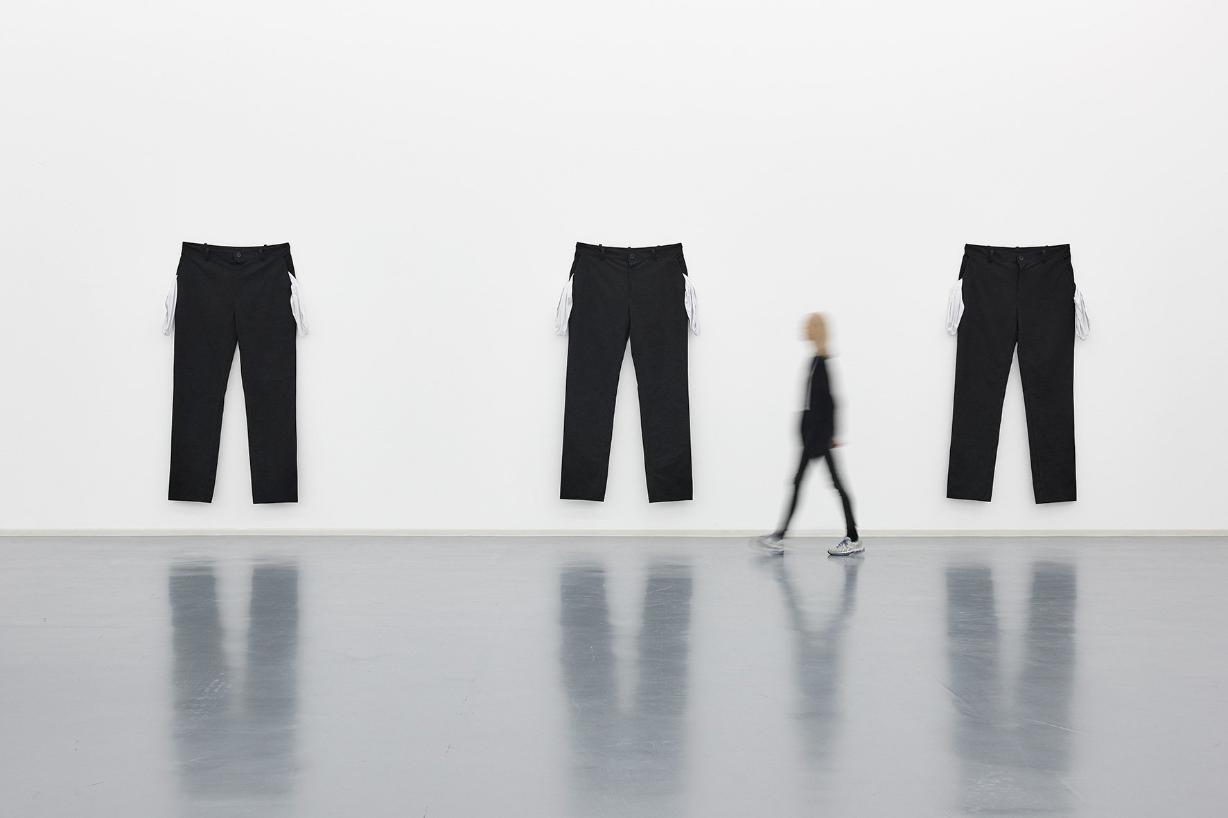 Amanda Ross-Ho, installation view, 2017, Bonner Kunstverein. Photo: Mareike Tocha