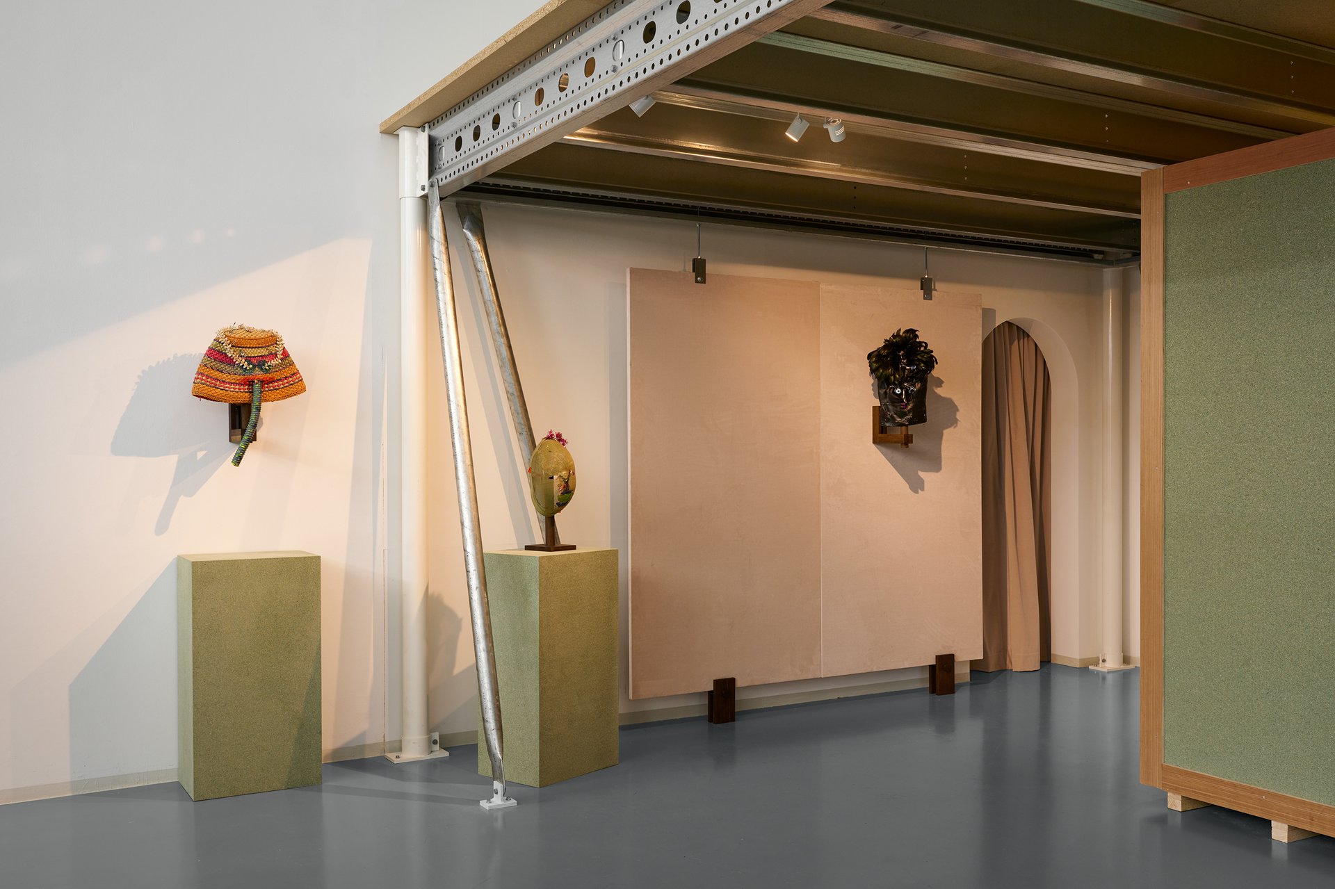 David Medalla, Parables of Friendship, Installation view, Bonner Kunstverein, 2021. 