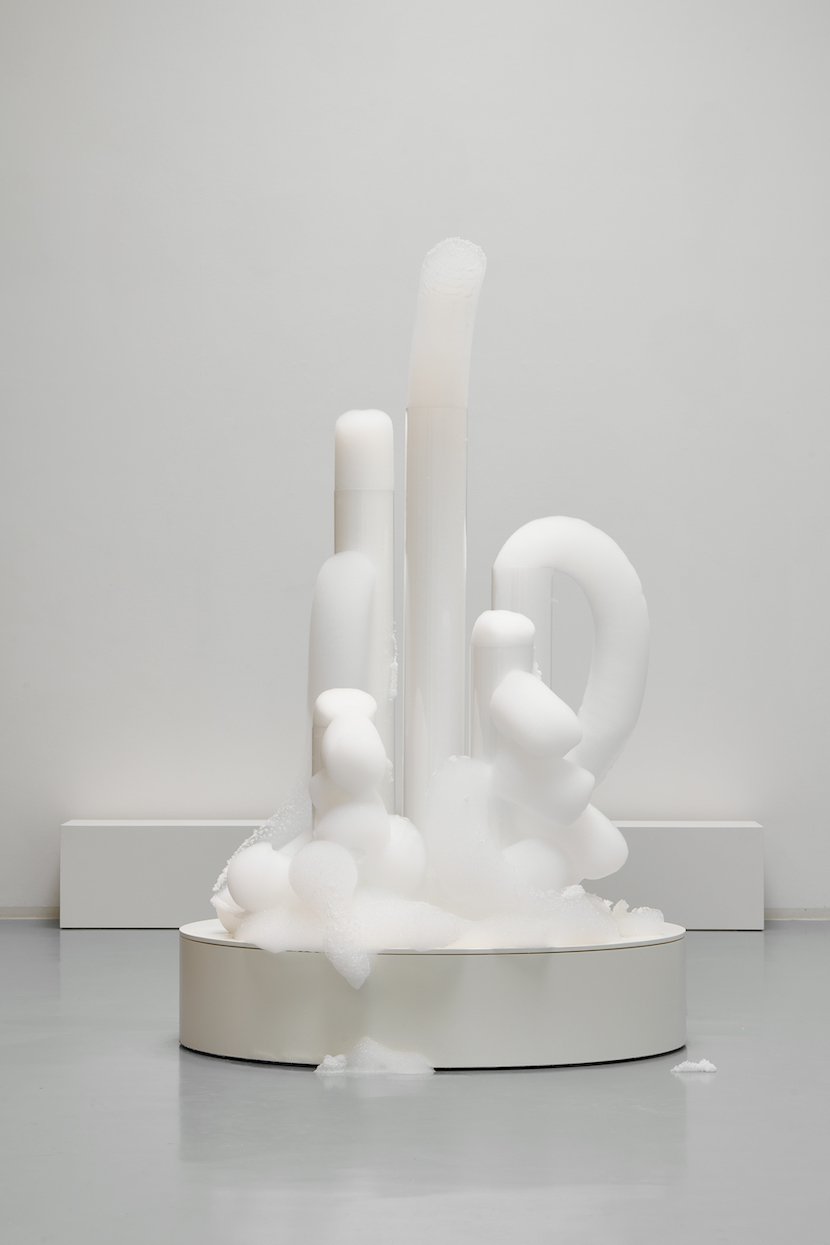 David Medalla, Cloud Canyon, 2020-21, wood, perspex, dimensions variable, Bonner Kunstverein, 2021. 