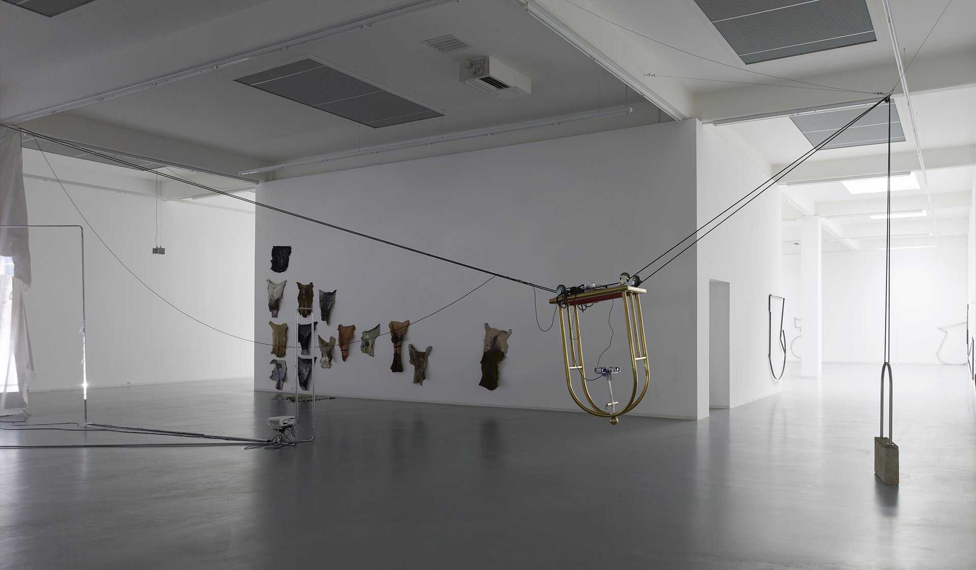 Raphaela Vogel, Installationsansicht, 2015, Bonner Kunstverein, Courtesy die Künstlerin und BQ, Berlin. Photo: Simon Vogel