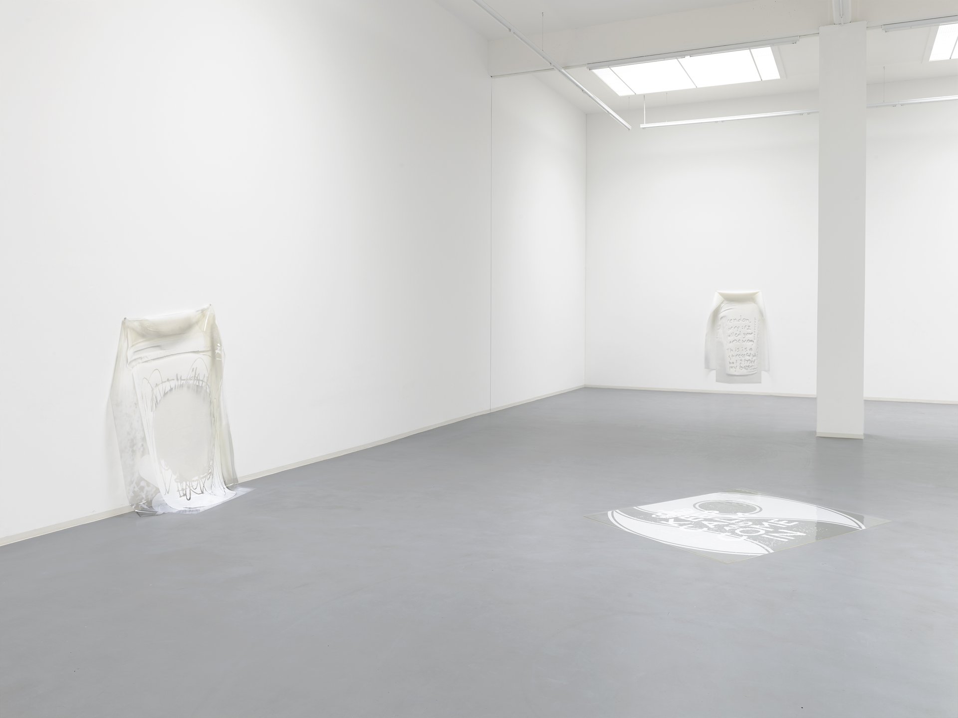 Alexander Bornschein, o.T., installation view, 2015, Bonner Kunstverein. Courtesy the artist. Photo: Simon Vogel