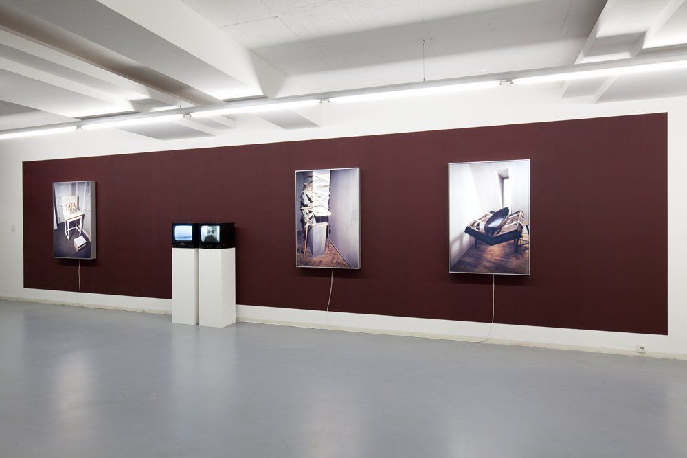 Lorenz Strassl, Frank Stürme, Installation view, Bonner Kunstverein, 2011. Photo: Simon Vogel
