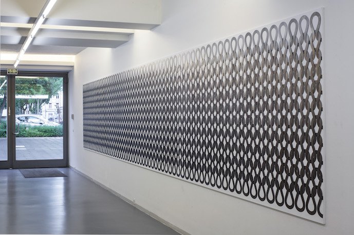 Alexandra Bircken, Installationsansicht, Bonner Kunstverein, 2012. Foto: Simon Vogel